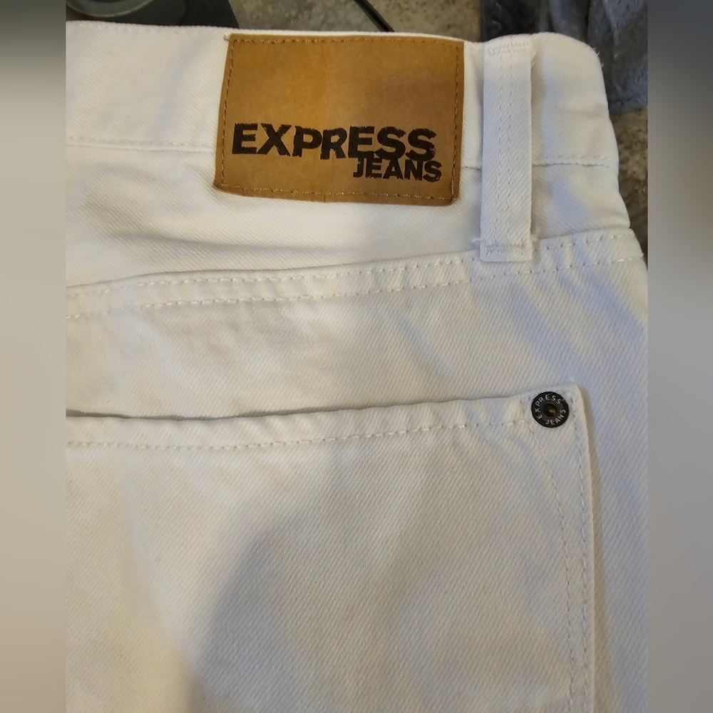EXPRESS Rocco 32/32 - Picture 2 of 5